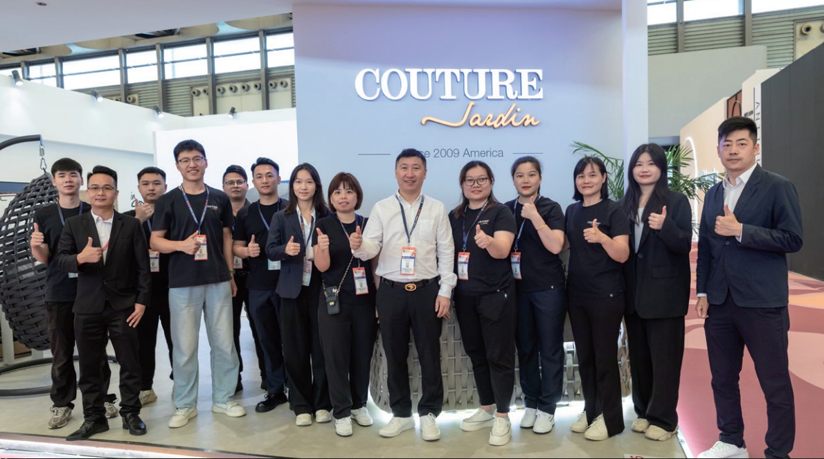 CJ-NEWS-COUTURE JARDIN IN 29TH CHINA INTERNATIONAL FURNITURE EXPO-SUCCESSFUL SHOW- (15).jpg